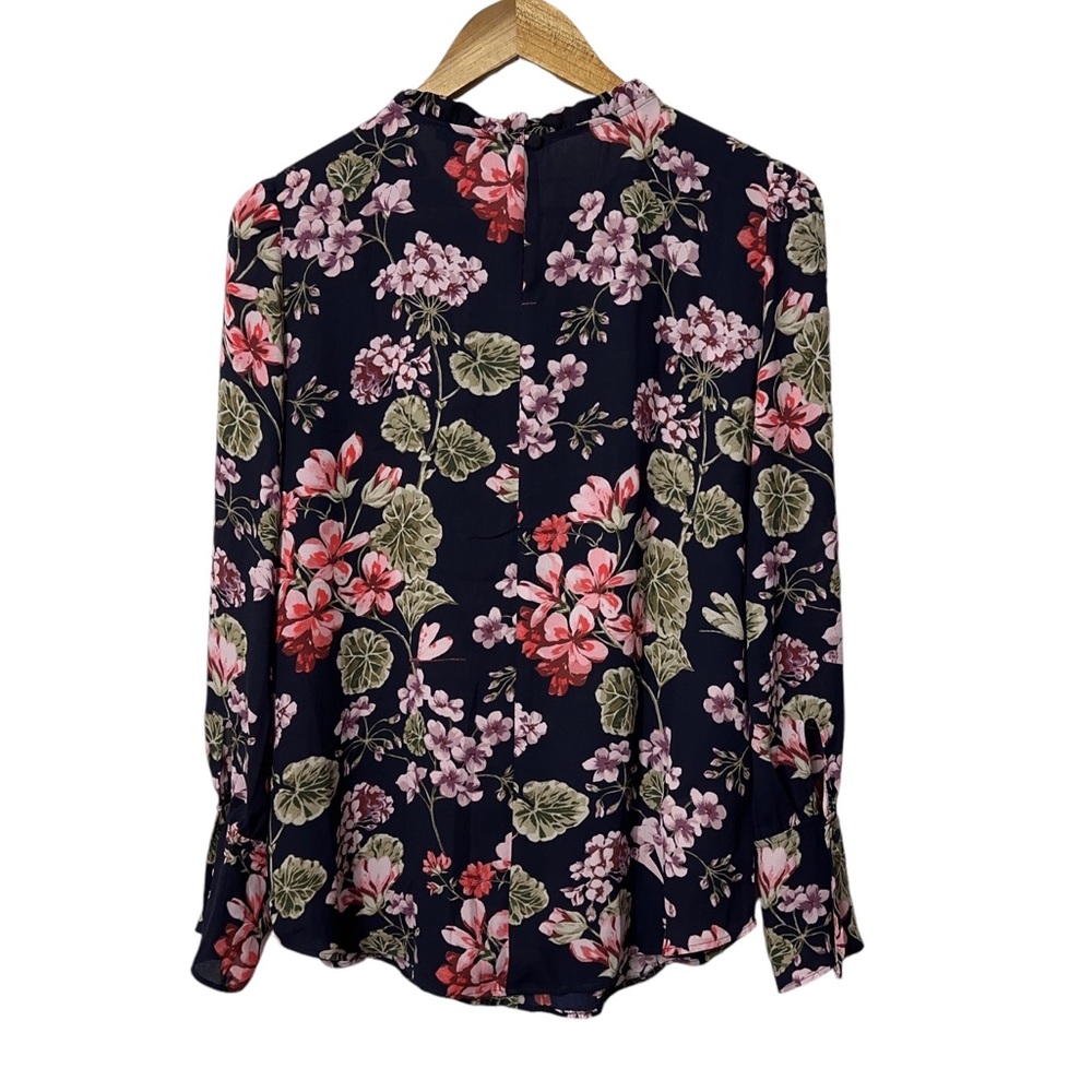 NWT Ann Taylor Floral Blouse with Lace Accent Womens Size S Long Sleeve - Picture 2 of 5